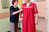 В Саратове мать участника СВО шьет народные костюмы для артистов